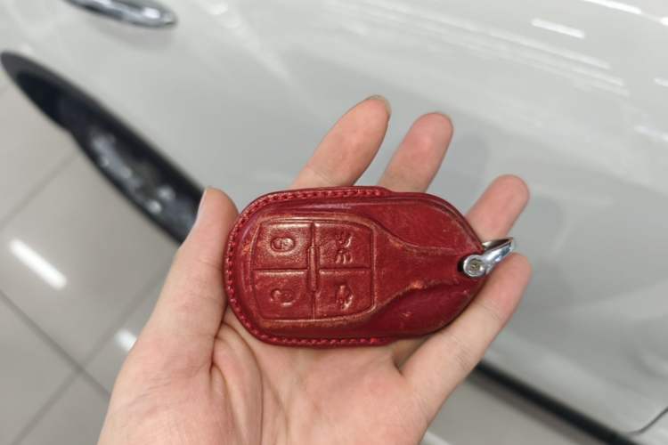 Used Maserati Levante 2021 3.0T Standard Edition Vehicle Key