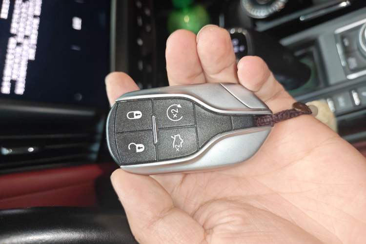 Used Maserati Levante 2021 3.0T Standard Edition Vehicle Key