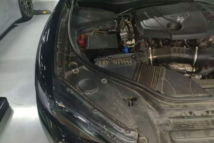 Used Maserati Levante 2022 2.0T GT Sharp Edition Engine Bay Right