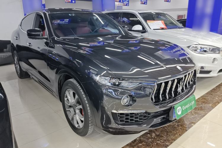 Used Maserati Levante 2022 2.0T GT Sharp Edition Front Right 45 Deg