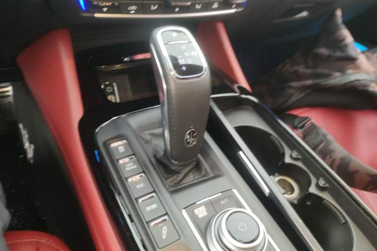 Used Maserati Levante 2022 2.0T GT Sharp Edition Gear Lever