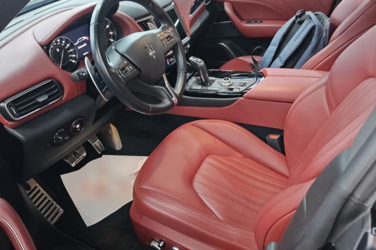 Used Maserati Levante 2022 2.0T GT Sharp Edition Left Front Seat