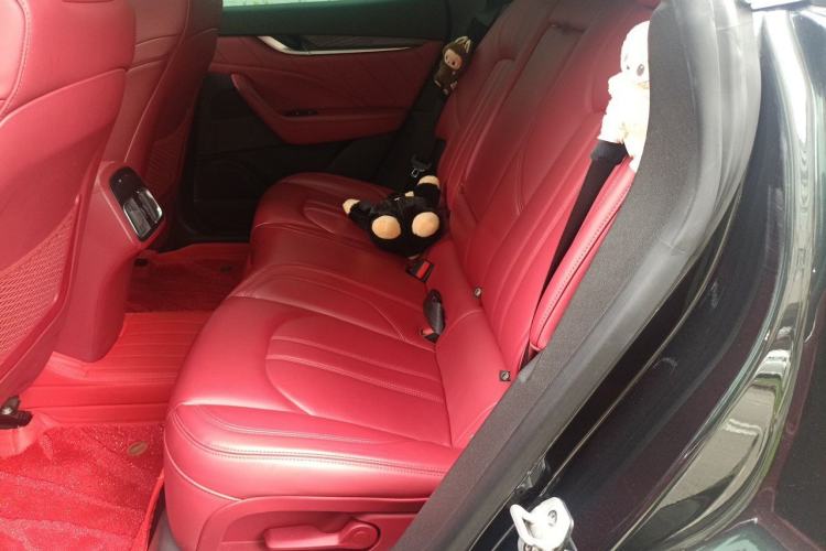 Used Maserati Levante 2022 3.0T Modena Left Rear Seat