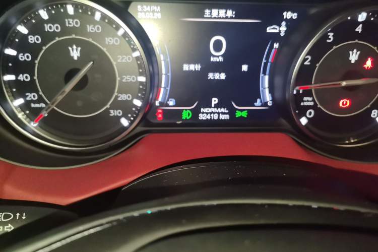 Used Maserati Levante 2022 2.0T GT Sharp Edition Odometer Close Up