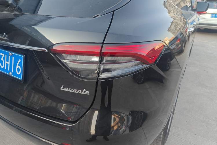 Used Maserati Levante 2022 2.0T GT Sharp Edition Right Rear Taillight