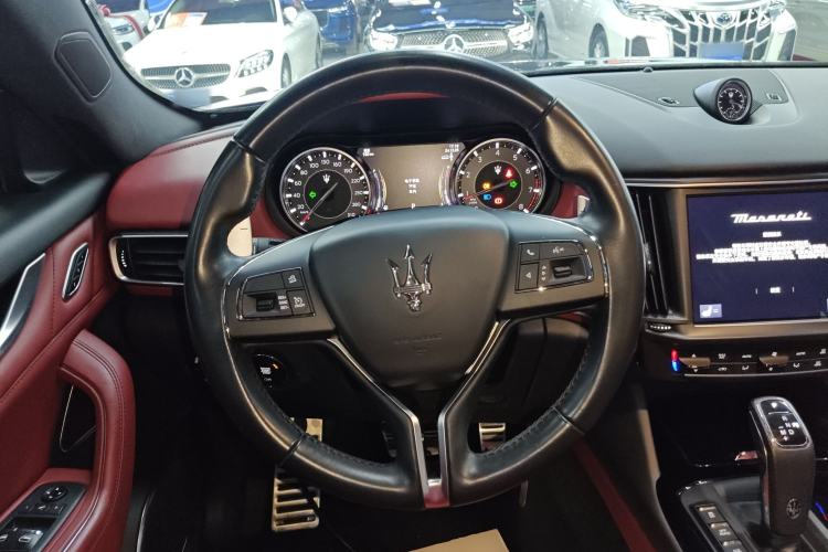 Used Maserati Levante 2022 2.0T GT Sharp Edition Steering Wheel