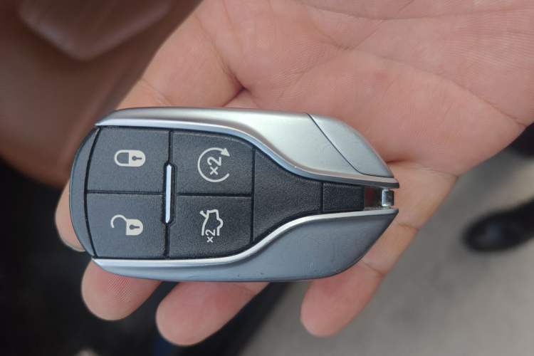 Used Maserati Levante 2022 2.0T GT Sharp Edition Vehicle Key