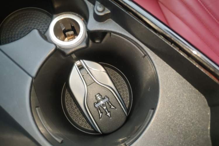 Used Maserati Levante 2022 2.0T GT Sharp Edition Vehicle Key