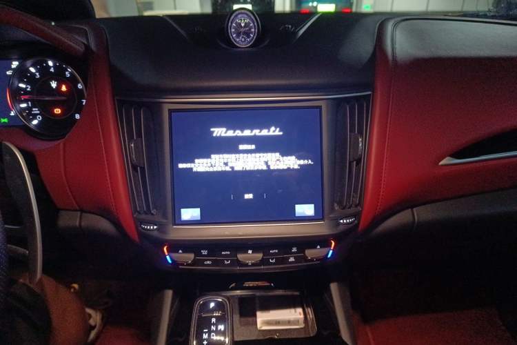 Used Maserati Levante 2022 3.0T Modena Audio And AC Panel