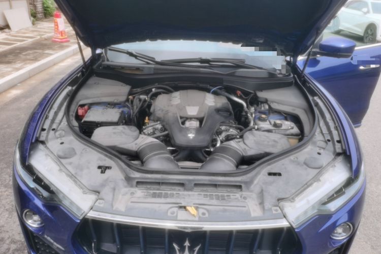 Used Maserati Levante 2022 3.0T Modena Engine Bay