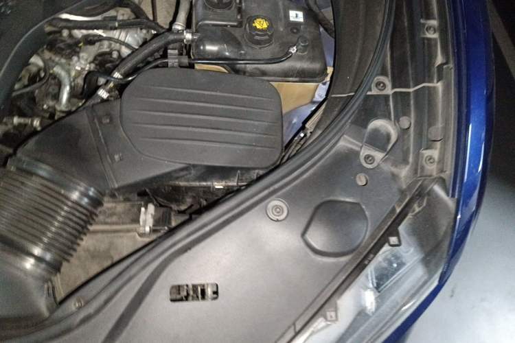 Used Maserati Levante 2022 3.0T Modena Engine Bay Left