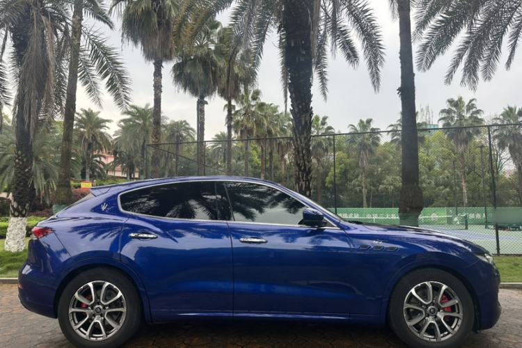 Used Maserati Levante 2022 2.0T GT Sharp Edition Exterior 4