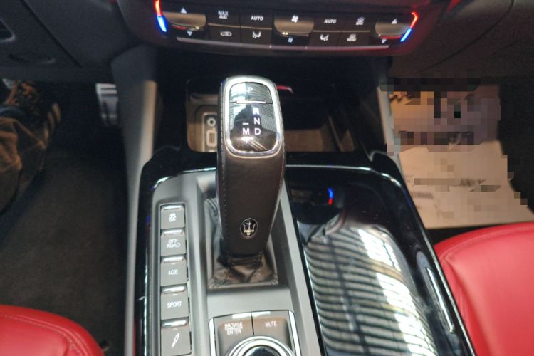 Used Maserati Levante 2022 2.0T GT Sharp Edition Gear Lever