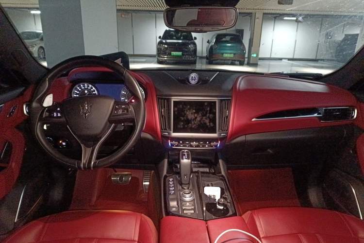 Used Maserati Levante 2022 3.0T Modena Headliner