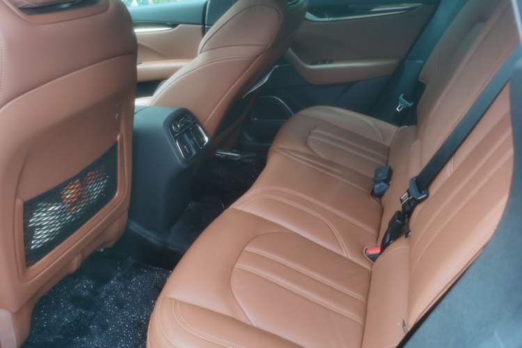 Used Maserati Levante 2022 3.0T Modena Interior 4