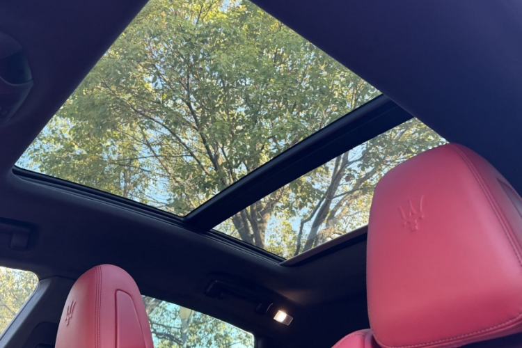 Used Maserati Levante 2022 3.0T Modena Interior 9