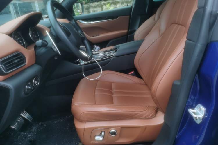 Used Maserati Levante 2022 3.0T Modena Left Front Seat