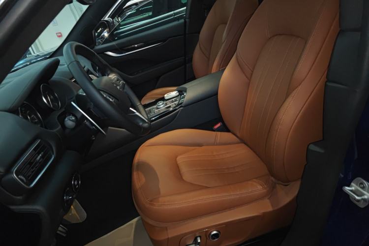 Used Maserati Levante 2022 2.0T GT Sharp Edition Left Front Seat