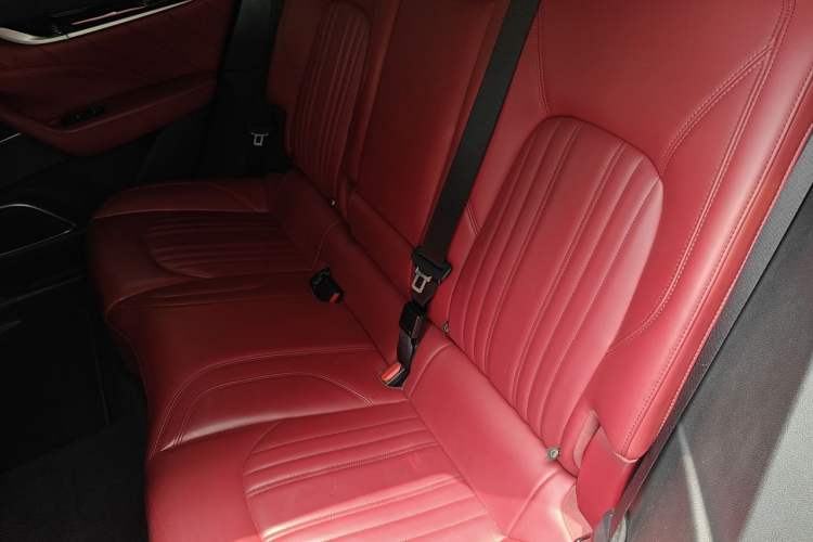 Used Maserati Levante 2022 2.0T GT Sharp Edition Left Rear Seat