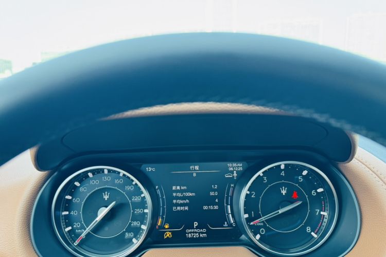 Used Maserati Levante 2022 3.0T Modena Odometer Close Up
