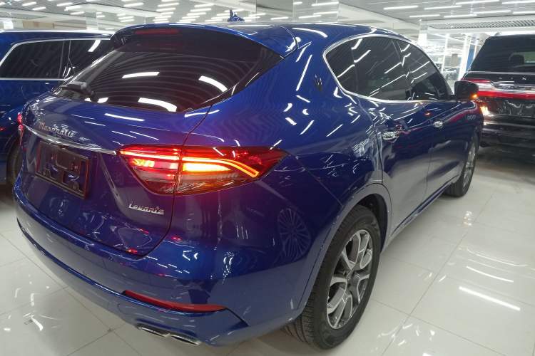 Used Maserati Levante 2022 2.0T GT Sharp Edition Rear Right 45 Deg