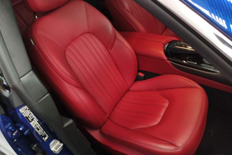 Used Maserati Levante 2022 2.0T GT Sharp Edition Right Front Seat
