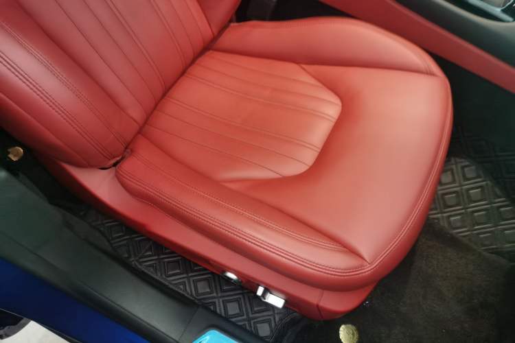 Used Maserati Levante 2022 2.0T GT Sharp Edition Right Front Seat