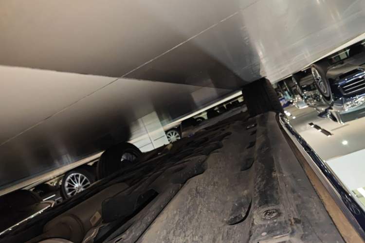 Used Maserati Levante 2022 2.0T GT Sharp Edition Right Side Sill