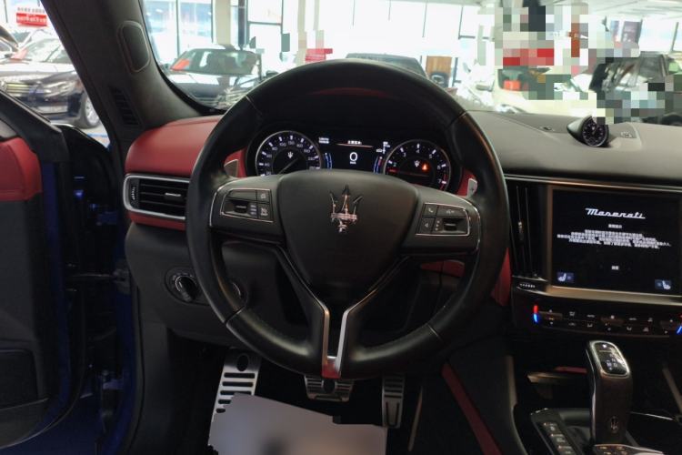 Used Maserati Levante 2022 2.0T GT Sharp Edition Steering Wheel