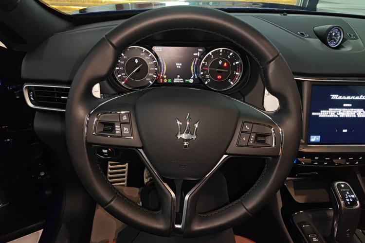 Used Maserati Levante 2022 2.0T GT Sharp Edition Steering Wheel