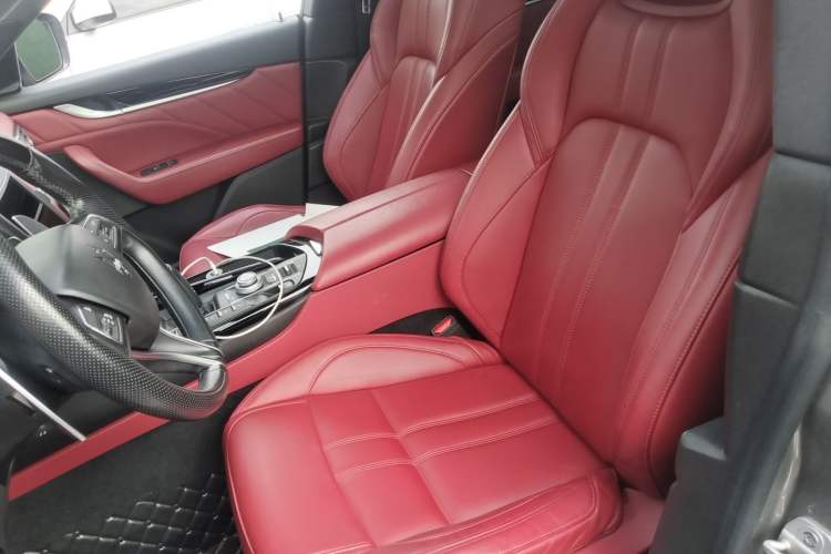 Used Maserati Levante 2022 3.0T Modena Left Front Seat