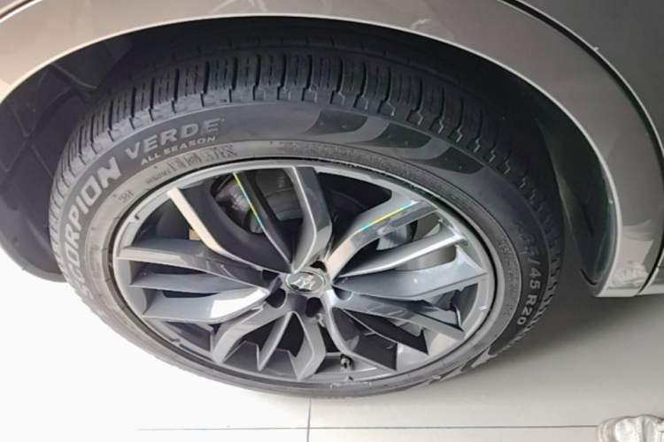 Used Maserati Levante 2022 3.0T Modena Right Rear Wheel Hub