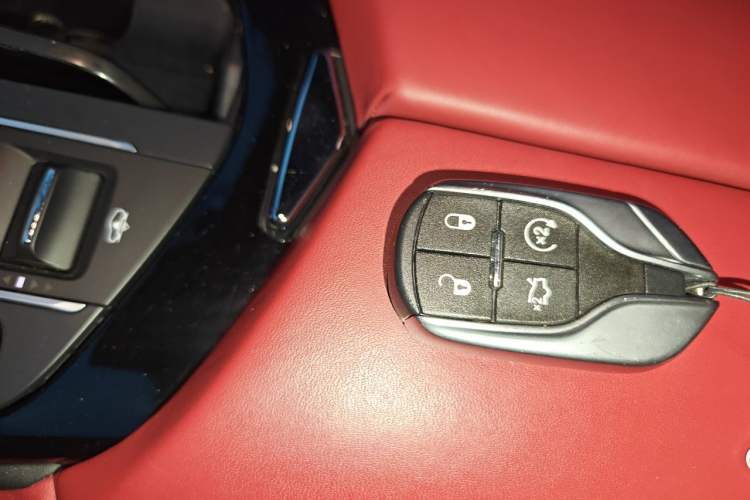 Used Maserati Levante 2022 3.0T Modena Vehicle Key