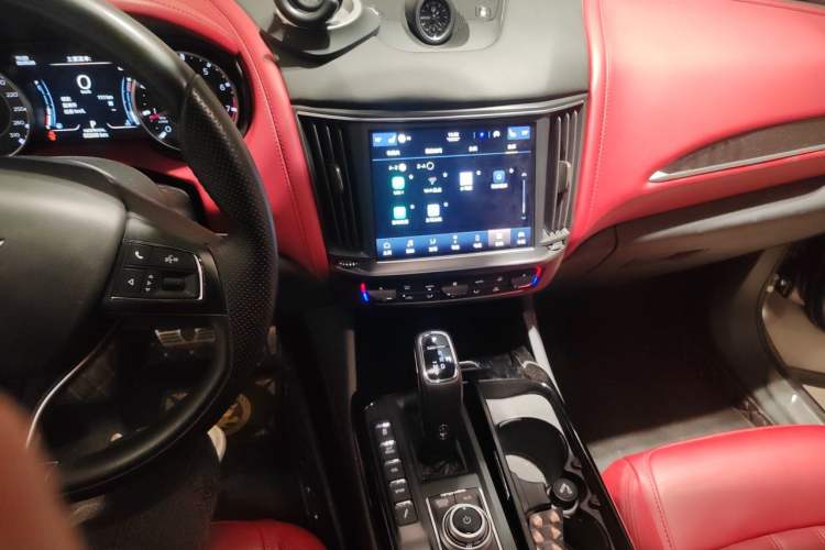 Used Maserati Levante 2022 3.0T Modena Audio And AC Panel