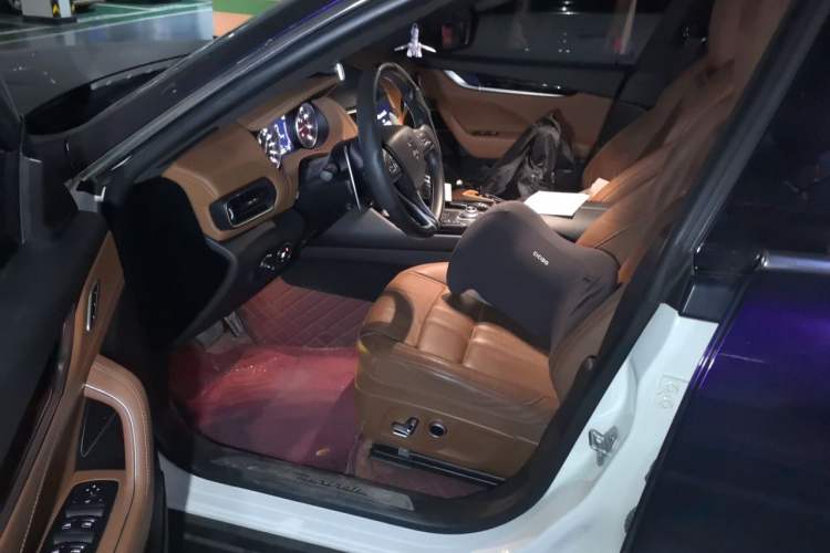 Used Maserati Levante 2022 3.0T Modena Driver Seat