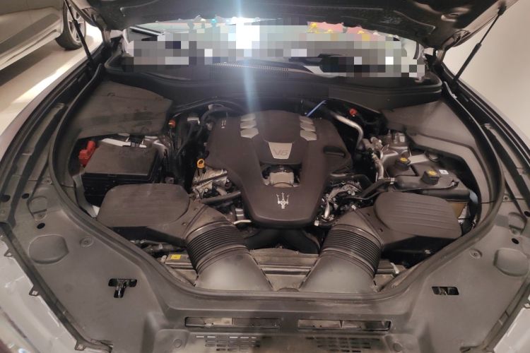 Used Maserati Levante 2022 3.0T Modena Engine Bay