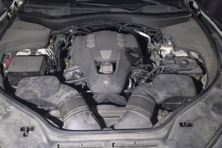 Used Maserati Levante 2022 3.0T Modena Engine Bay