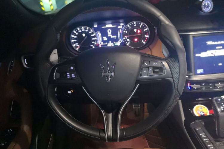 Used Maserati Levante 2022 3.0T Modena Steering Wheel