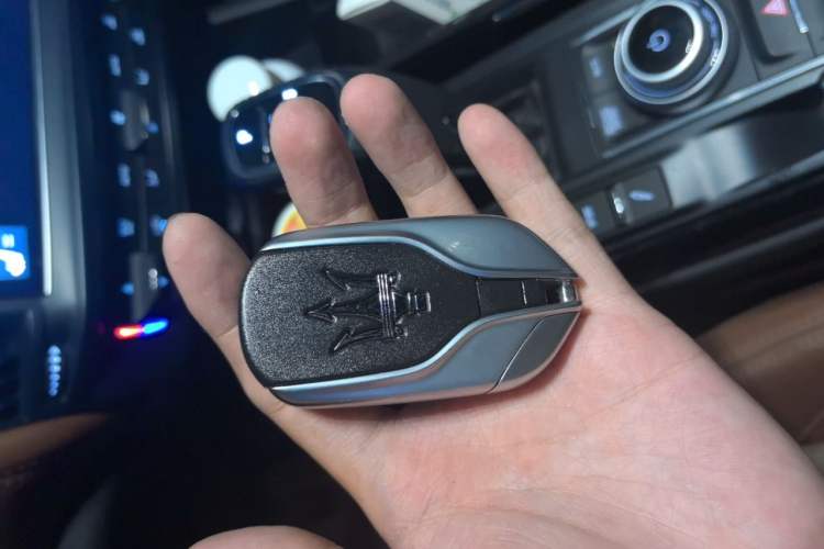 Used Maserati Levante 2022 3.0T Modena Vehicle Key