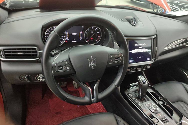 Used Maserati Levante 2022 2.0T GT Sharp Edition Steering Wheel