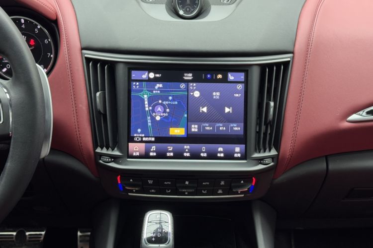 Used Maserati Levante 2022 2.0T GT Sharp Edition Audio And AC Panel