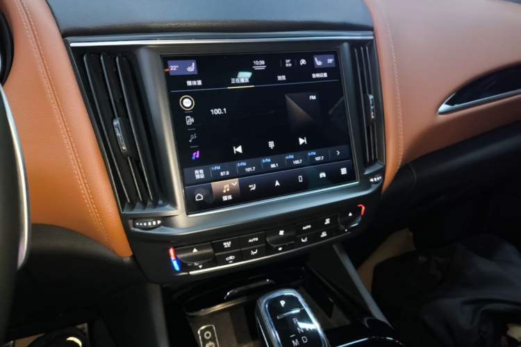 Used Maserati Levante 2022 2.0T GT Sharp Edition Audio And AC Panel
