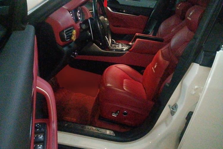 Used Maserati Levante 2022 2.0T GT Sharp Edition Driver Seat