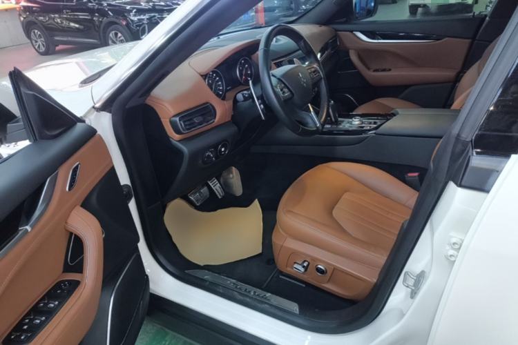 Used Maserati Levante 2022 2.0T GT Sharp Edition Driver Seat