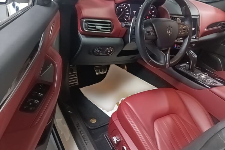 Used Maserati Levante 2022 2.0T GT Sharp Edition Driver Seat