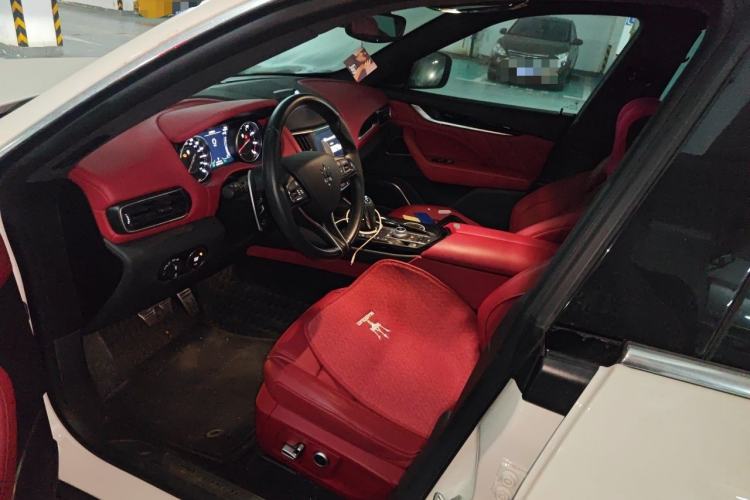 Used Maserati Levante 2022 3.0T Modena Driver Seat
