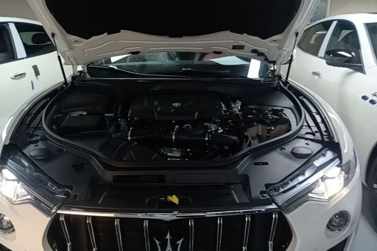 Used Maserati Levante 2022 2.0T GT Sharp Edition Engine Bay