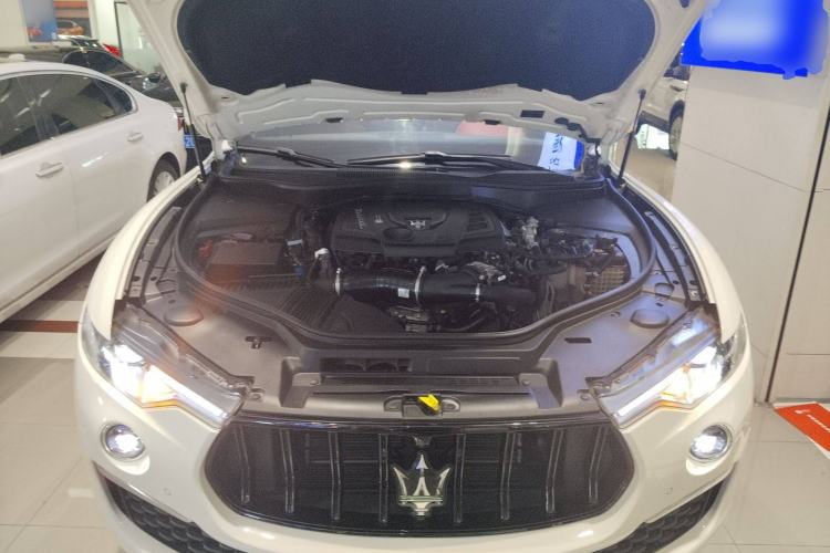 Used Maserati Levante 2022 2.0T GT Sharp Edition Engine Bay