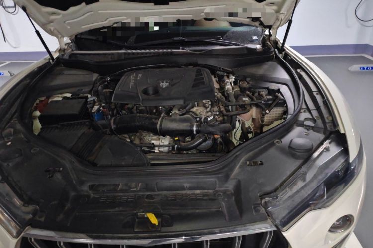 Used Maserati Levante 2022 2.0T GT Sharp Edition Engine Bay Left