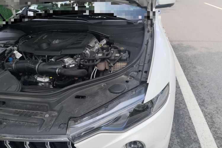 Used Maserati Levante 2022 2.0T GT Sharp Edition Engine Bay Left